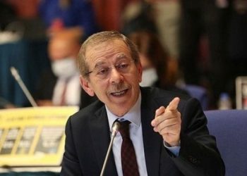 Abdüllatif Şener, CHP’den istifa etti