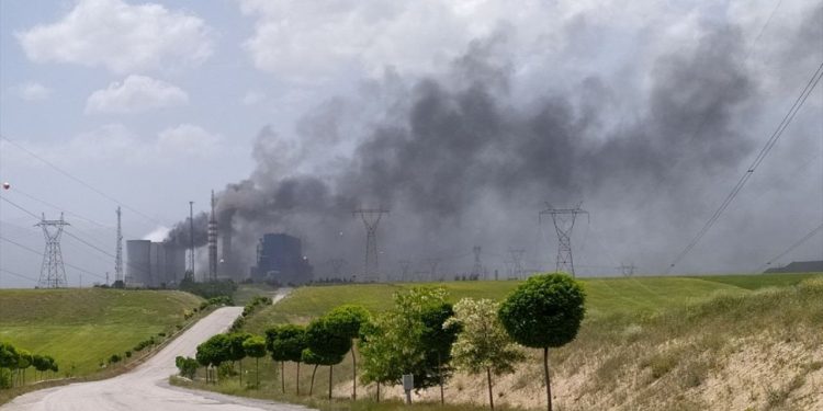 Afşin-Elbistan Termik Santrali'nde yangın çıktı