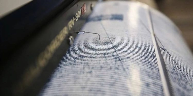 Akdeniz'de 4,3 büyüklüğünde deprem