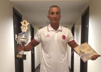 Alanya'da muhtar, aracında silahla vurulmuş halde ölü bulundu