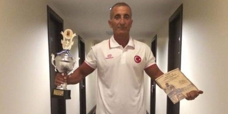 Alanya'da muhtar, aracında silahla vurulmuş halde ölü bulundu
