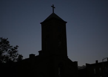 Almanya'da kilisede cinsel istismara tazminat kararı