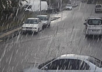 Ankara'da sağanak alarmı: Belediye çalışanlarının izinleri iptal edildi