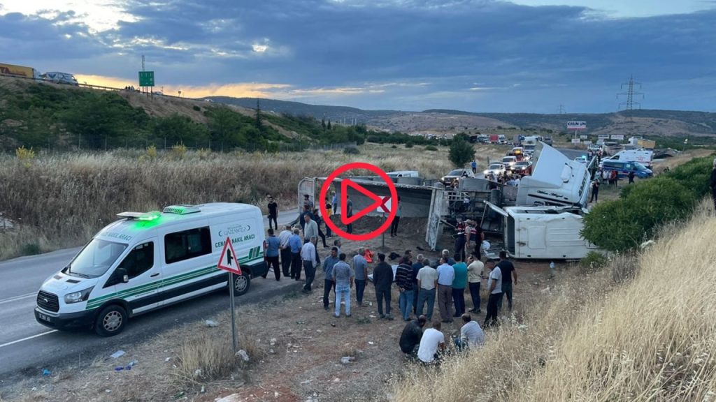 Antep'te kaza : Üç ölü, beş yaralı | Umut-Sen: Denetimin kaldırıldığı yolda yaşanan zincirleme katliam!