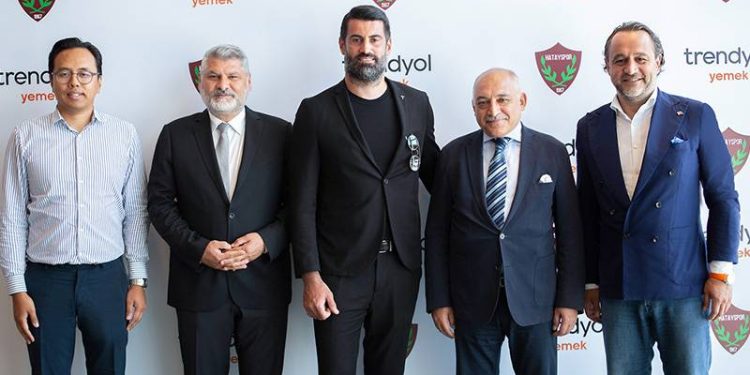 Atakaş Hatayspor lige Trendyol Yemek ile dönüyor