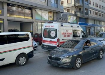 Ataşehir'de hafriyat kamyonunun çarptığı yaya vefat etti