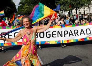 Avusturya'da Onur Yürüyüşü'ne 'cihatçı' saldırı istihbaratı: Üç kişi gözaltında