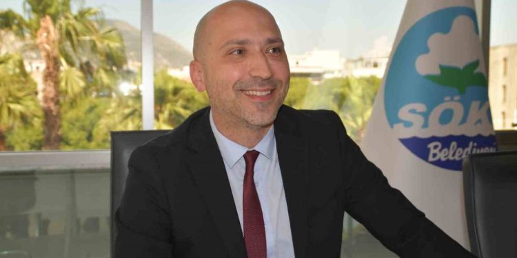Aydın Söke'de yeni belediye başkanı Mustafa İberya Arıkan oldu