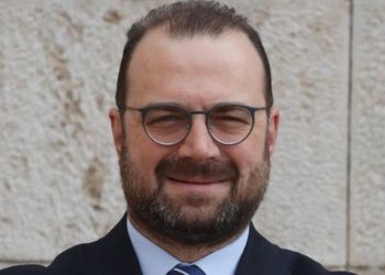 Babacan'ın basın danışmanı Fatih Atik istifa etti