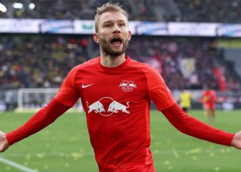 Bayern Münih, Konrad Laimer'i kadrosuna kattı