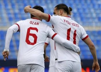 Beşiktaş'ta Ozan Tufan ve Yusuf Yazıcı sesleri