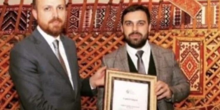Bilal Erdoğan’ın elinden ödül almıştı: İhale üstüne ihale verildi