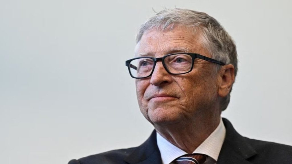 Bill Gates Çin'de 'eski dostu' Şi Cinping ile görüştü