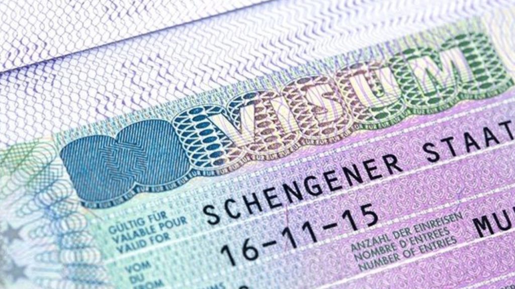 Biraz da internetten ret alacağız: Schengen vizesi dijitalleşiyor