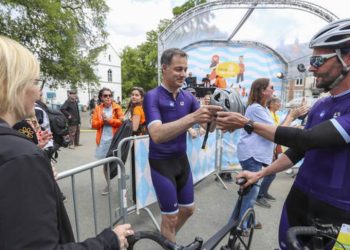 Bisikletten düşen Belçika Başbakanı De Croo hastaneye kaldırıldı: 'Bir süre bilincini kaybetti'