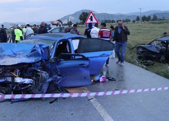 Burdur’da katliam gibi kaza: 5 ölü, 2’si ağır 5 yaralı