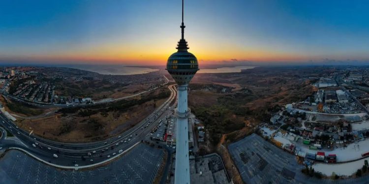 Büyükçekmece'deki 55 milyon dolarlık TV kulesi icradan satılıyor