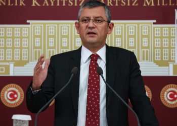 CHP'li Özgür Özel: Can Atalay Çarşamba'ya kadar tahliye edilip yemin etmeli