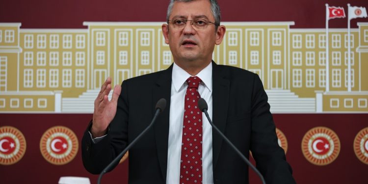 CHP'li Özgür Özel: Can Atalay Çarşamba'ya kadar tahliye edilip yemin etmeli