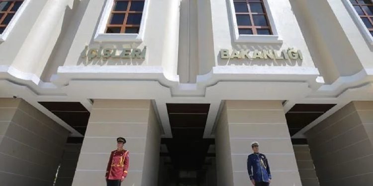 Candaş Tolga Işık: İçişleri Bakan yardımcıları belli oldu