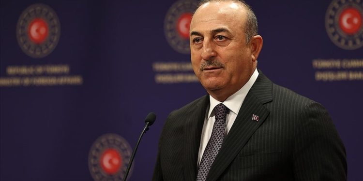 Çavuşoğlu'ndan İsveç'e mesaj: Somut adım atın, diğer hususlar hallolur