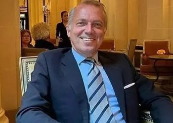 Cem Uzan'dan Galatasaray'a dev teklif!