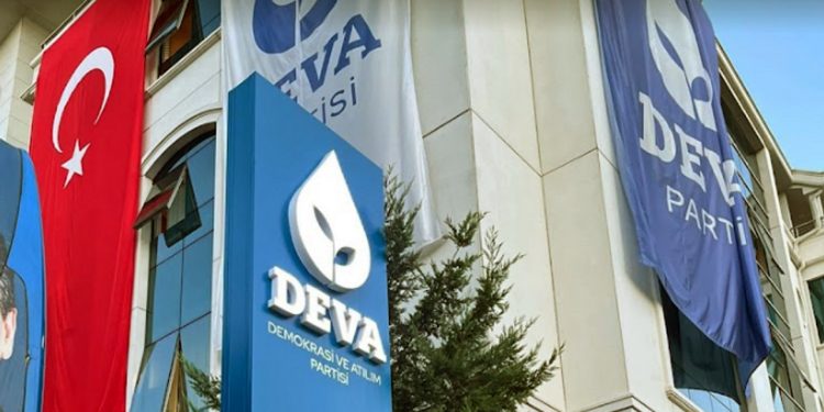 DEVA yönetimi CHP listelerinden: 15 isim yer aldı