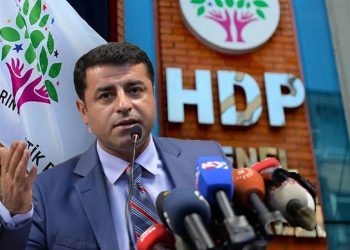 Demirtaş: HDP, cumhurbaşkanı adaylığı talebimi hiçbir gerekçe sunulmadan reddetti