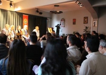 Dengbêj Şakiro anıldı