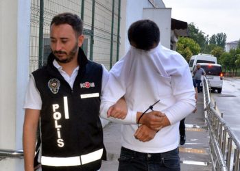 Dolandırıcı operasyonu: Adana'da 4 milyon 500 bin liralık sahte altın bulundu