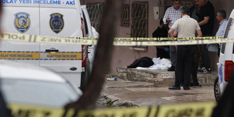 Dört kişinin cesedini derin dondurucuda saklayan şüpheli yakalandı