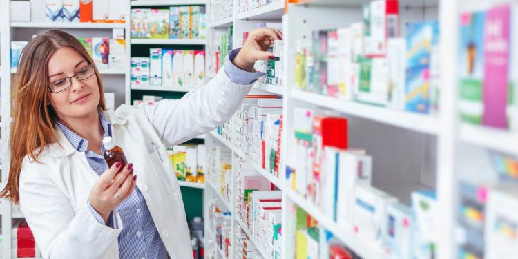 Döviz kurundaki yükseliş, ilaç krizini tetikledi: Tedaviler aksayabilir!