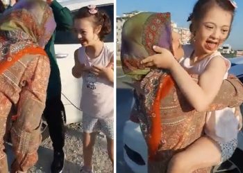 Down sendromlu Ayşe Asude, tahliye olan annesine kavuştu