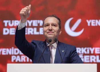 Erbakan: LGBT sapkınlığının önlenmesi için Mecliste mücadele edeceğiz