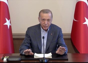 Erdoğan: Memur maaşı düzenlemesini bayram sonrası sonuçlandıracağız