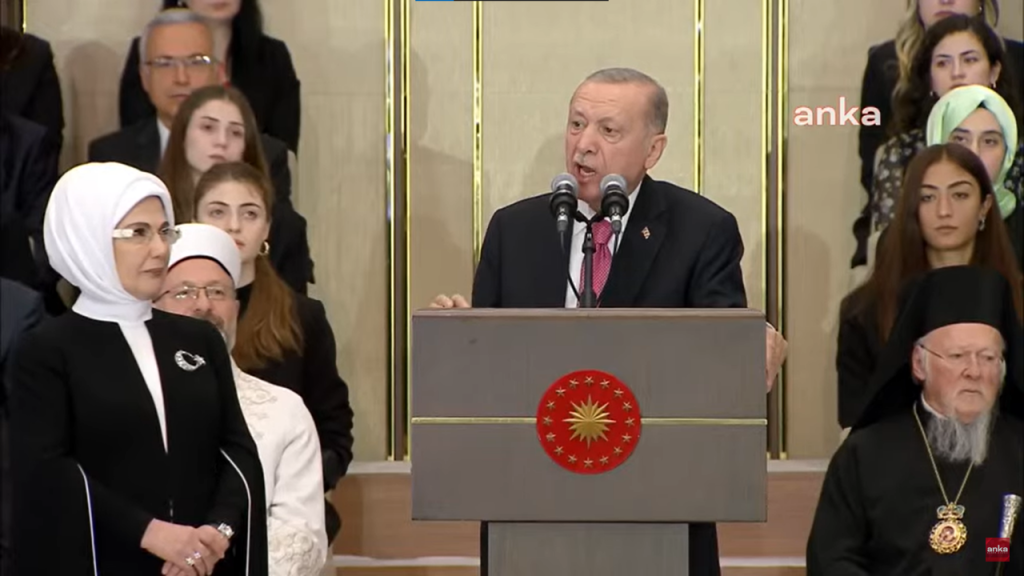 Erdoğan göreve başlama töreninde: 'Geçmişteki hatalardan ders çıkararak istikbali inşa etmen gayreti içinde olmalıyız'