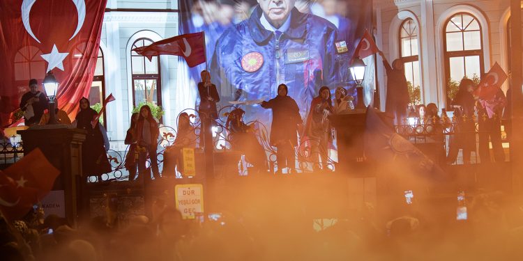 Erdoğan yeni ‘şiddet’ filmine ‘para’ bulursa devam edecek