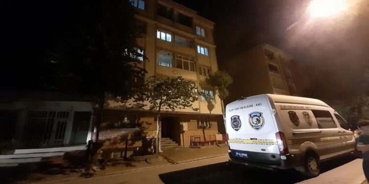 Esenyurt'ta yabancı uyruklu kişi silahla vurularak öldürüldü