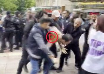 Eskişehir'de 'okullarda imam' uygulamasına karşı eyleme polis müdahalesi