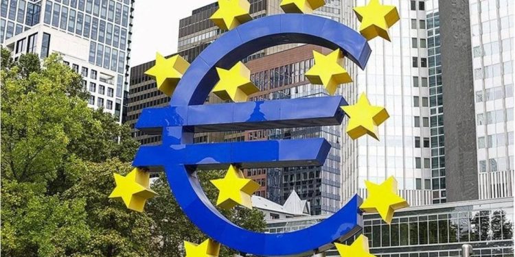 Euro Bölgesi ekonomisi teknik resesyona girdi