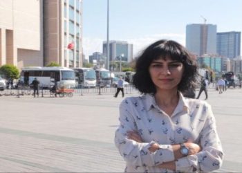 Ezilenlerin Hukuk Bürosu'ndan iki avukat gözaltına alındı