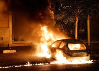 FRANSA | Polis dur ihtarına uymayan genci öldürdü, sokaklar karıştı
