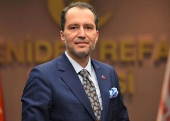 Yeniden Refah Partisi Genel Başkanı Fatih Erbakan, Meclis'te açıklamalarda bulundu.