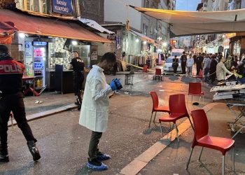 Fatih'te silahlı çatışma: İki ölü, dört yaralı