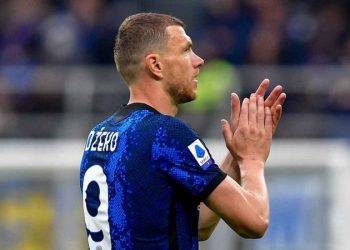 Fenerbahçe'nin Edin Dzeko'ya teklifi ortaya çıktı