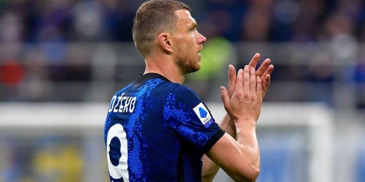 Fenerbahçe'nin Edin Dzeko'ya teklifi ortaya çıktı