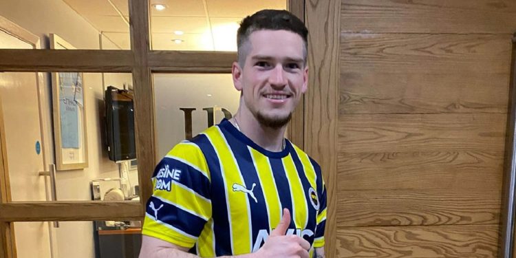 Fenerbahçe'nin yeni transferi Ryan Kent'in evinde beslediği hayvanı duyanlar inanamıyor!