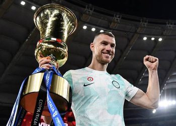 Fenerbahçe'ye imzayı atıyor; işte Edin Dzeko'nun başarılarla dolu kariyeri