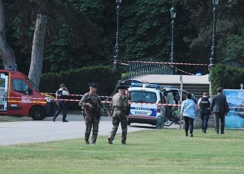 Fransa'da bıçaklı saldırı: Aşırı sağcı gösteriler yasaklandı