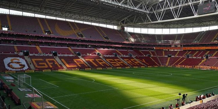 Galatasaray'dan 100 milyon euroluk anlaşma